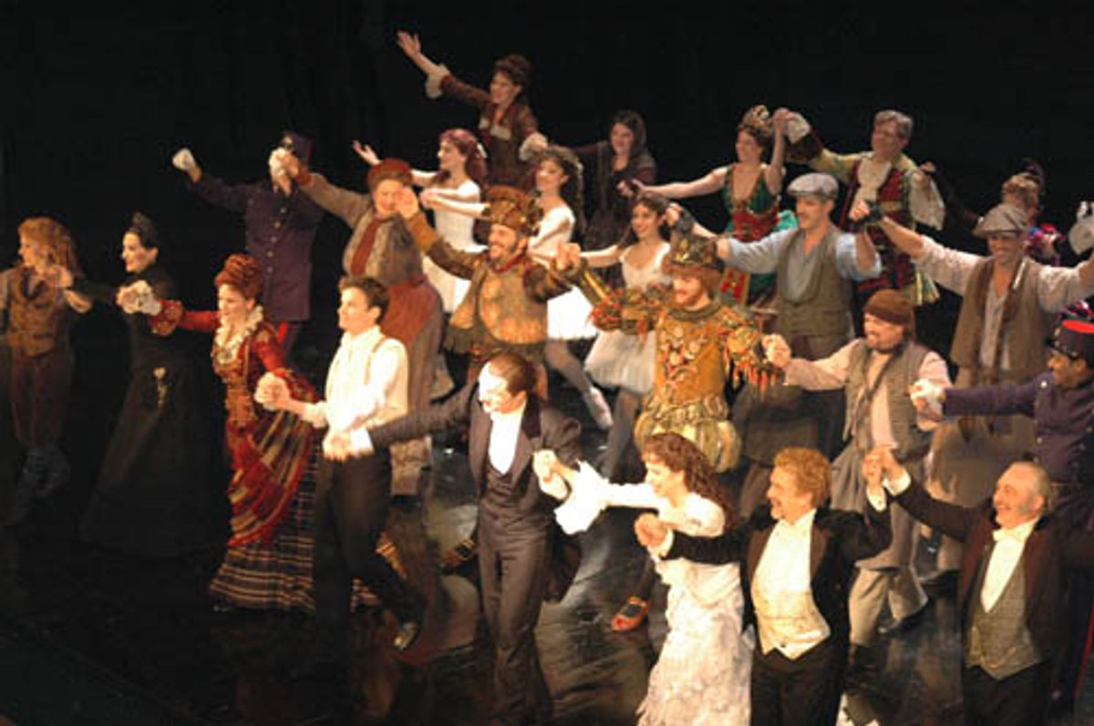 A final bow for the show's current cast at 